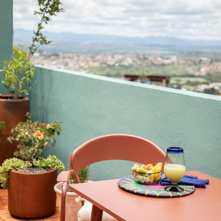 HOLT Balcones Guesthouse - Two Double Beds Room - Suite - 57