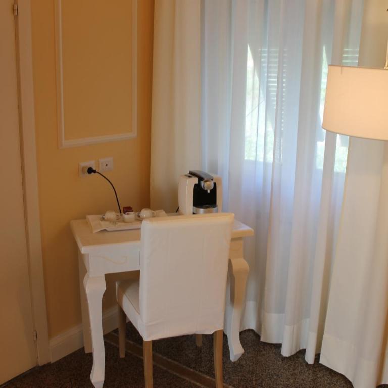 Hotel Helvetia - Junior Suite con Vista Mare - 3