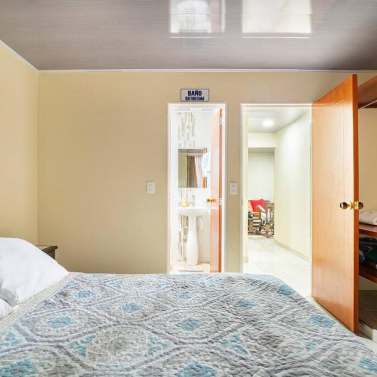 ALOJAMIENTO DE VIVIENDA EL BALCON - Three-Bedroom Apartment - 24