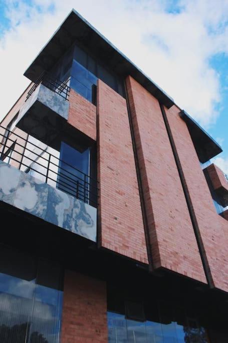 Apartamento con terraza privada- Clinica Reina Sofía - Apartamento de 2 dormitorios - 13