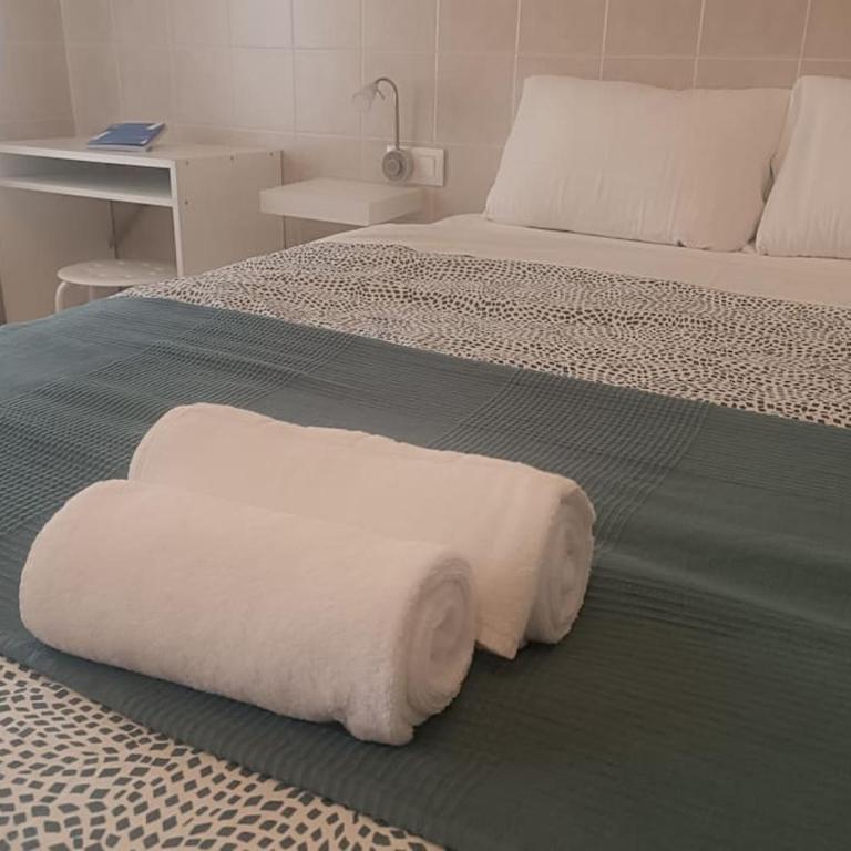 Típico y pintoresco patio de vecinos, con encanto - Apartamento de 1 dormitorio - 28
