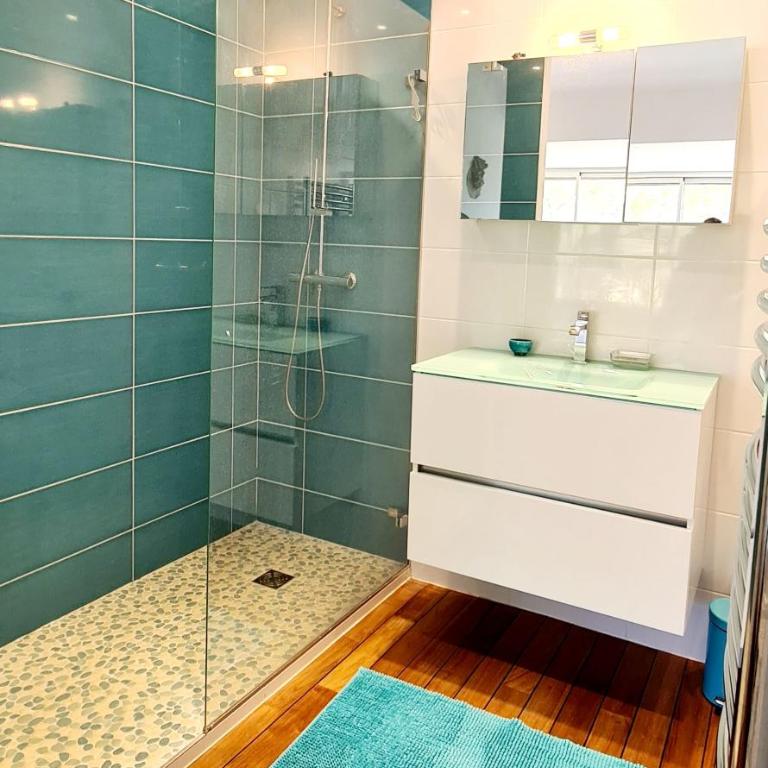 SUPERBE APPARTEMENT DANS CADRE D'EXCEPTION - Piscine, Plage et Tennis privé - Appartement 2 Chambres - 8