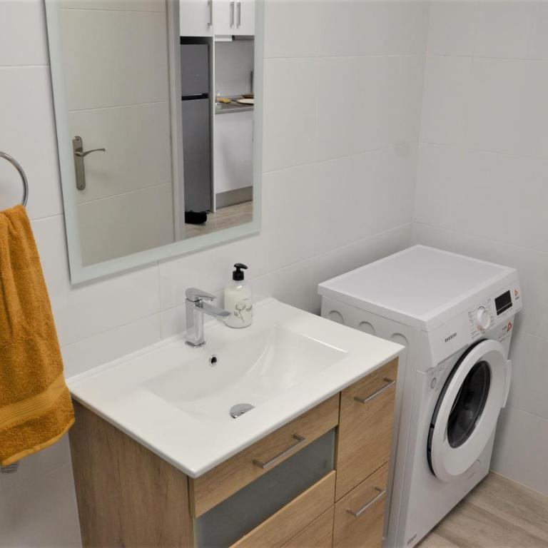 Apartamento Estefany a 100 m de Playa - Apartamento de 2 dormitorios - 16