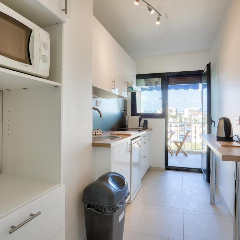 LE BALZAC T3 centre ville proche toutes commodités - Apartment mit 2 Schlafzimmern - 13