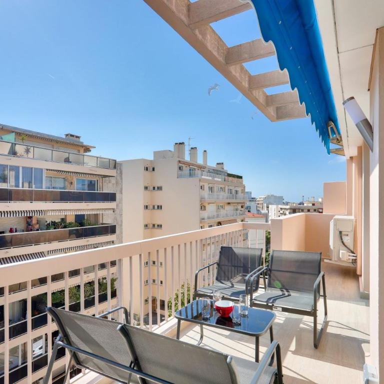 LE BALZAC T3 centre ville proche toutes commodités - Apartment mit 2 Schlafzimmern - 8