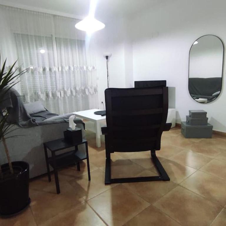 Casa Lilia con piscina y garaje - Two-Bedroom Apartment - 2