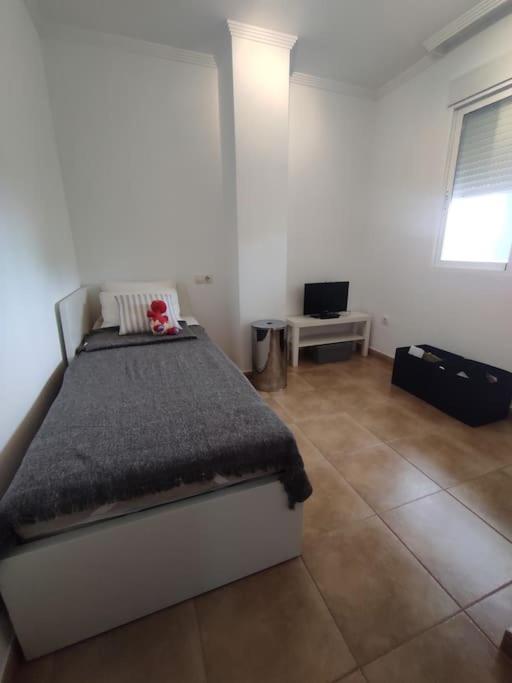 Casa Lilia con piscina y garaje - Two-Bedroom Apartment - 10
