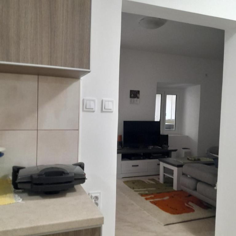Angelia Apartment - One-Bedroom Apartment - 6