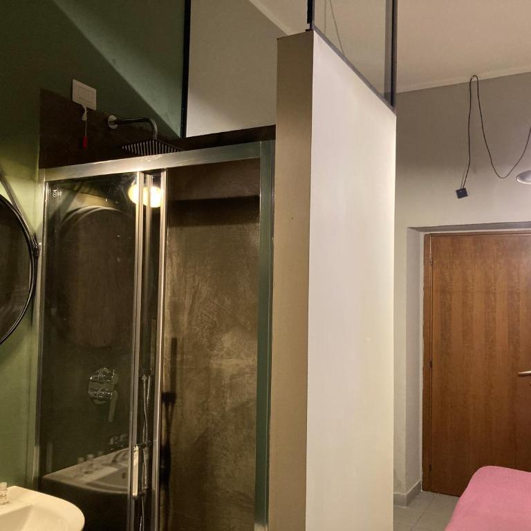Hotel Calypso - Camera Matrimoniale con Bagno in Comune - 5