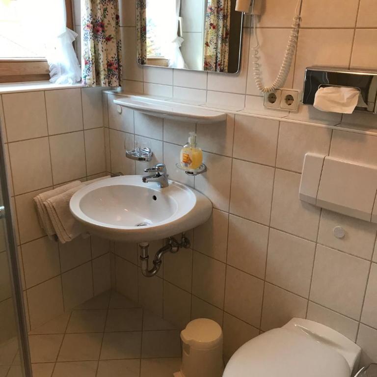 Gästehaus Schwarzlofer - Standard Doppelzimmer - 14