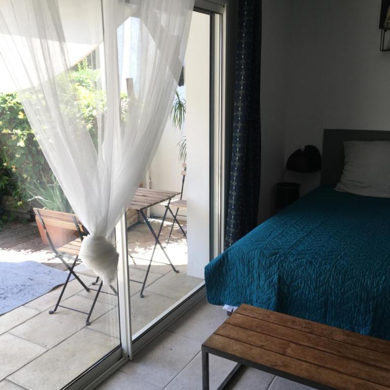 COSY ROOM PRIVATE BATH AND GARDEN - Triple Room with Private Bathroom - 3