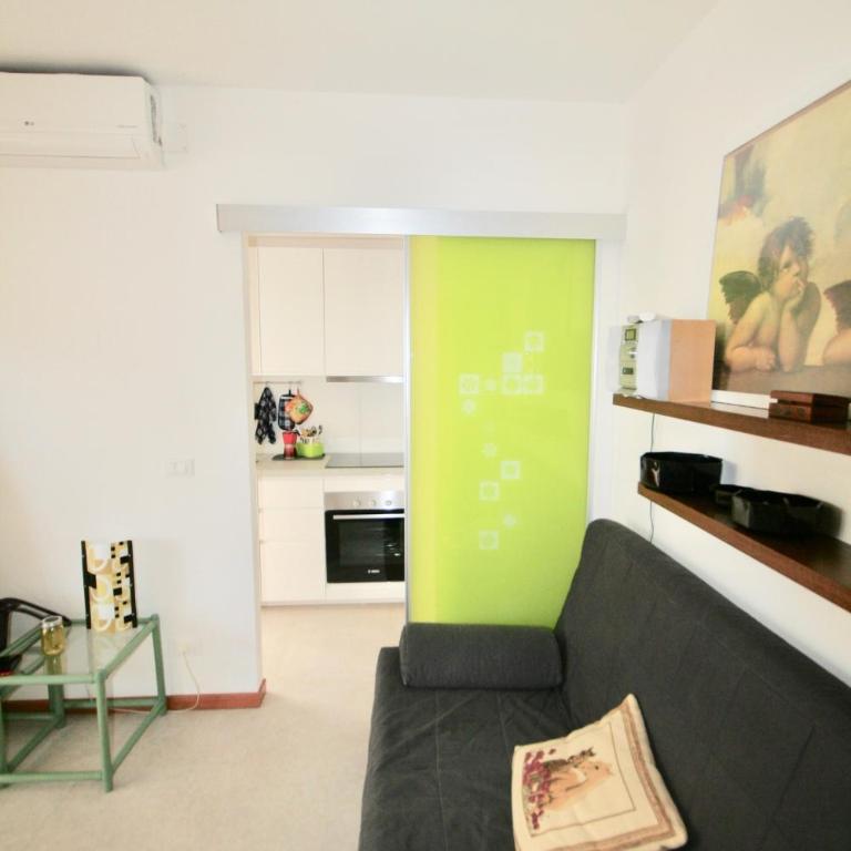 DEBUSSY - One-Bedroom Apartment - 6