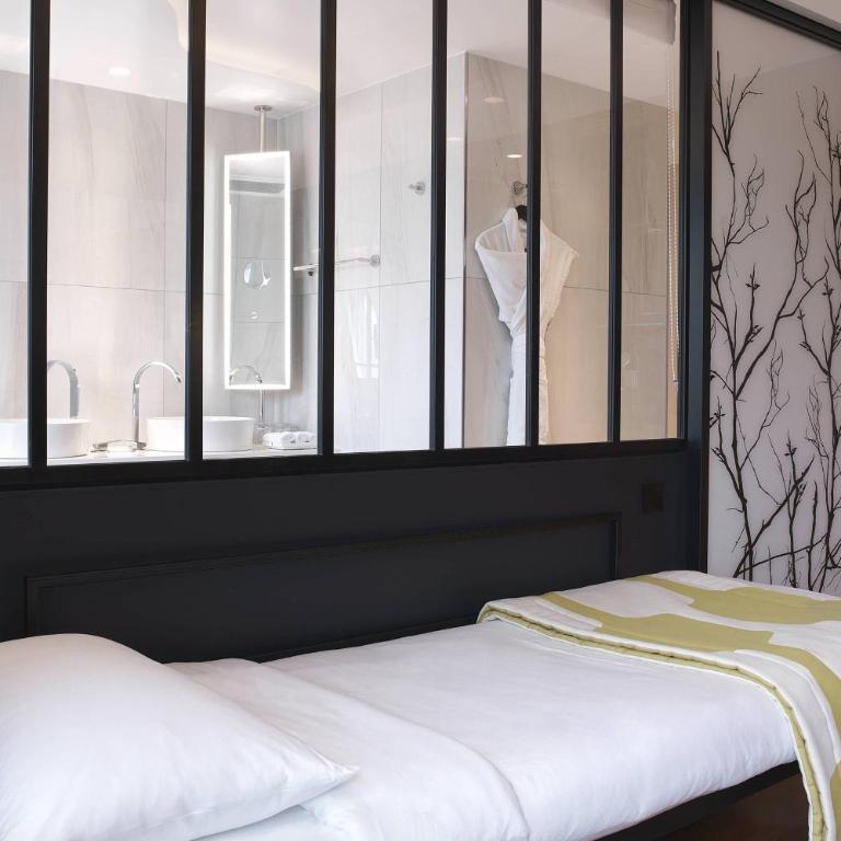 Renaissance Paris Republique Hotel & Spa - Suite Skyline - Vue sur Horizon - 6