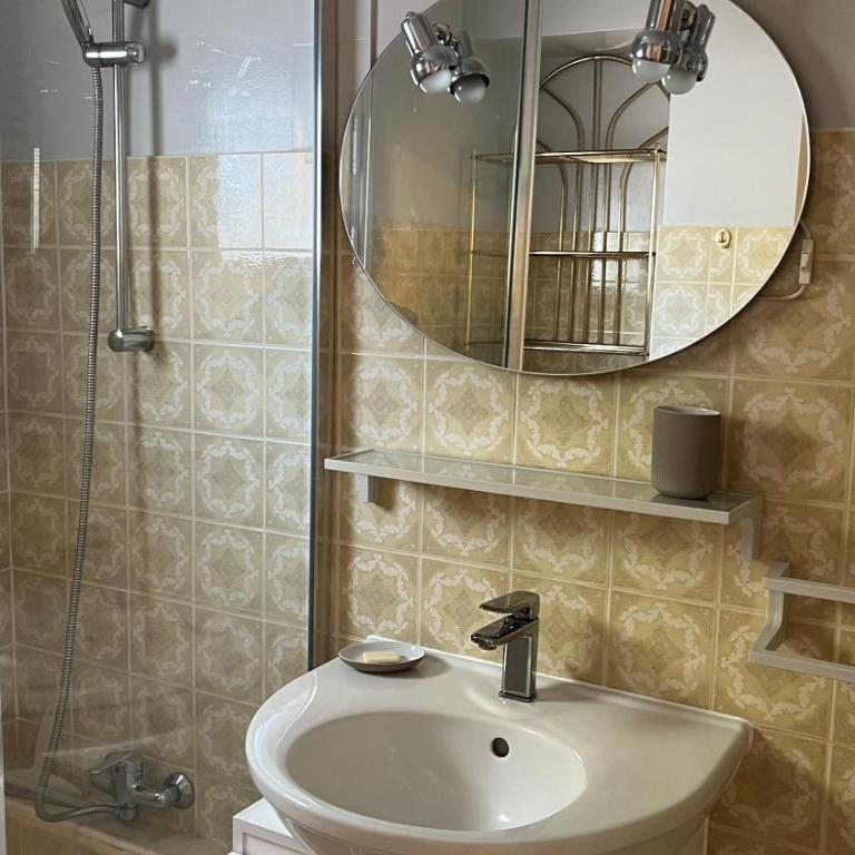 LA CASA GIL - Two-Bedroom Apartment - 7