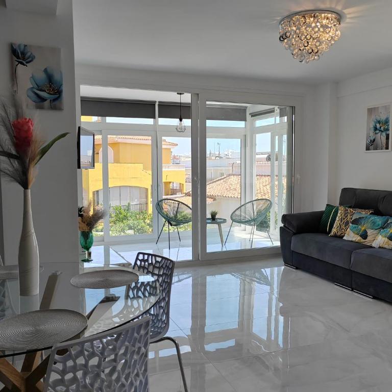 Apartamento La Torre,200m hasta la playa - Two-Bedroom Apartment - 3