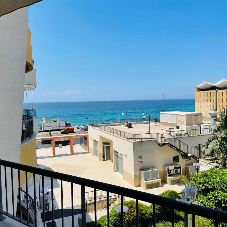 Rosa Virginia Apartment - Appartamento con Vista Mare - 3