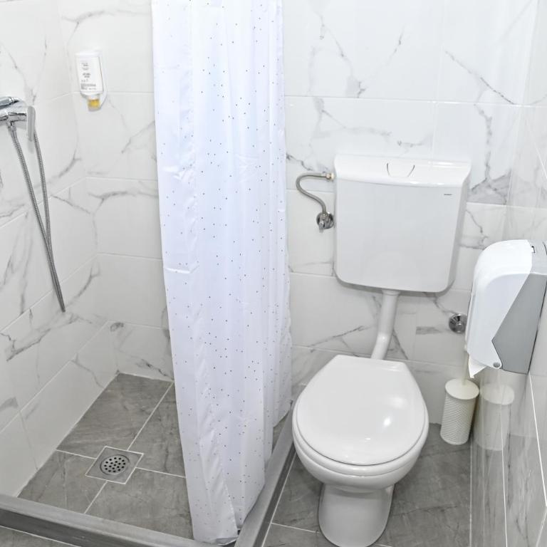 Jazina Hotel - Apartman sa 2 Spavaće Sobe - 13