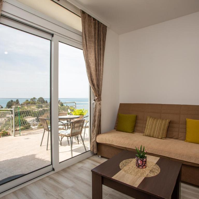 Apartments Jelena Ulcinj - Apartment with Terrace - 2