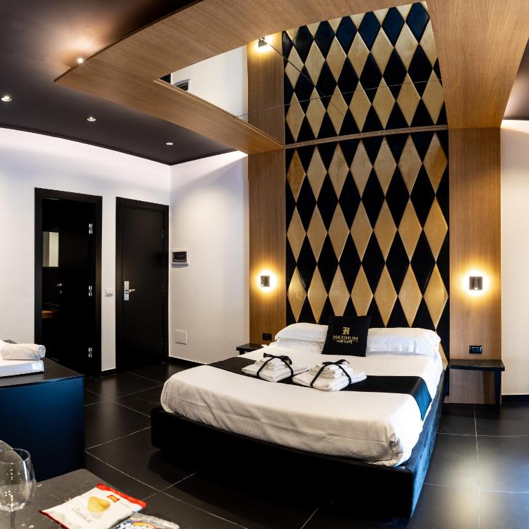Maximum hub suite&spa - Camera King con Vasca Idromassaggio - 30
