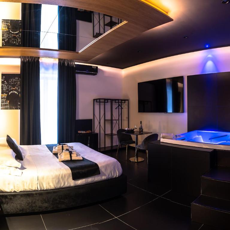 Maximum hub suite&spa - Camera King con Vasca Idromassaggio - 21