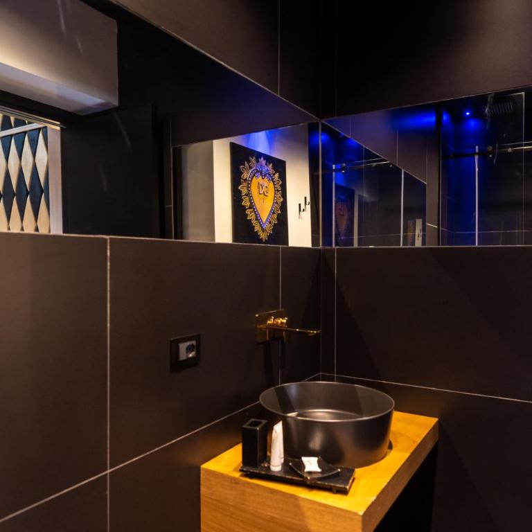 Maximum hub suite&spa - Camera King con Vasca Idromassaggio - 27