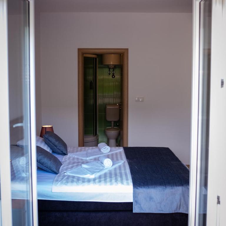 Villa Mir - Deluxe Double or Twin Room with Balcony - 21