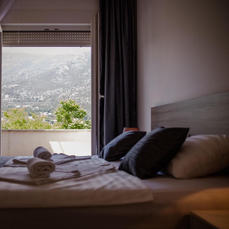 Villa Mir - Deluxe Double or Twin Room with Balcony - 22