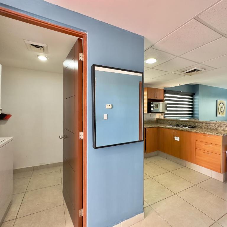 hermoso en marina , hermosas vistas by G P S rentas - Two-Bedroom Apartment - 47