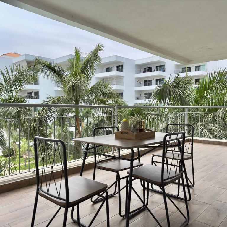 hermoso en marina , hermosas vistas by G P S rentas - Two-Bedroom Apartment - 68
