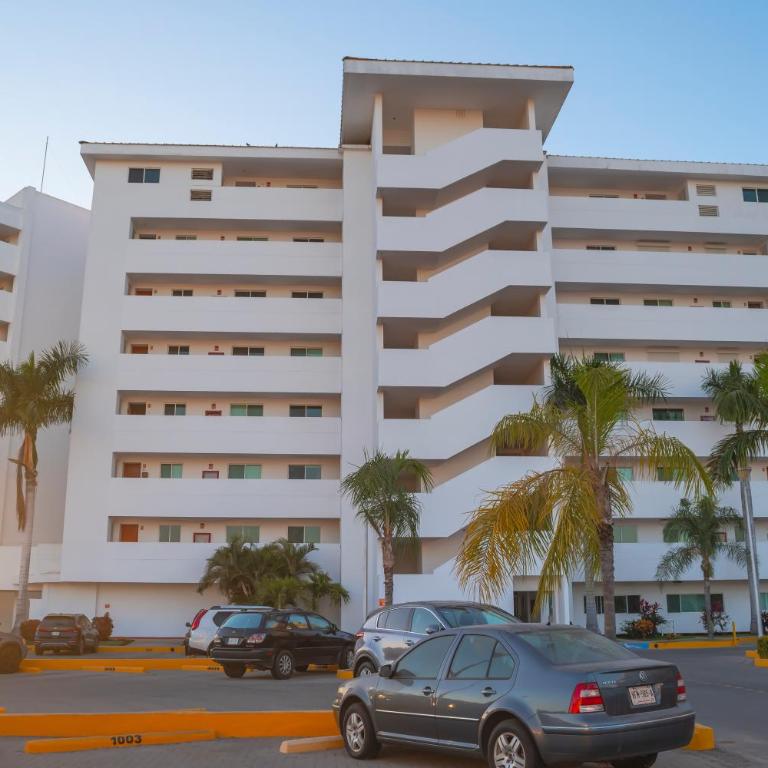 Hermoso en marina, asombrosas vistas by G P S rentas - Three-Bedroom Apartment - 7