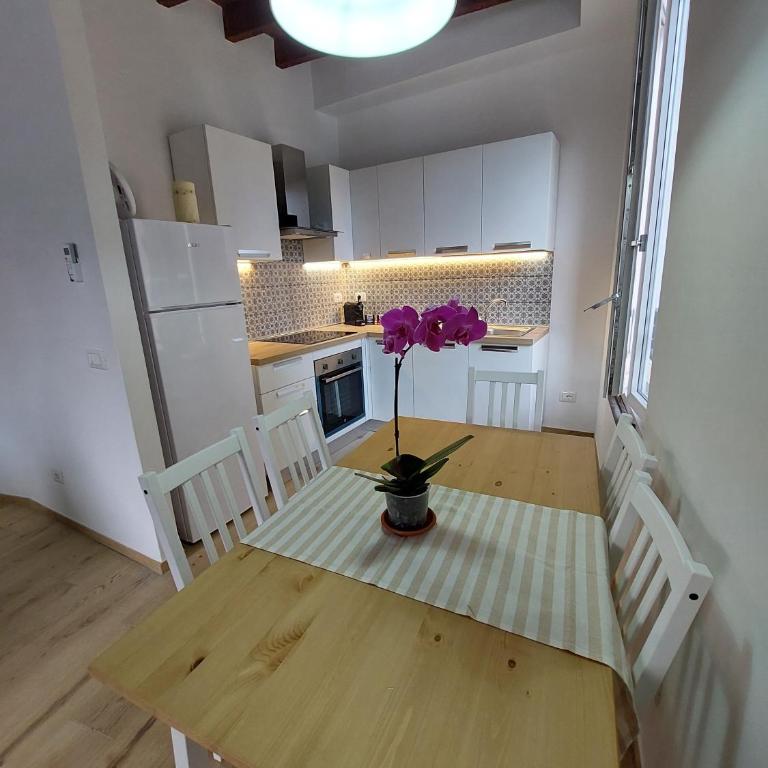DA me MAE - Two-Bedroom Apartment - 1