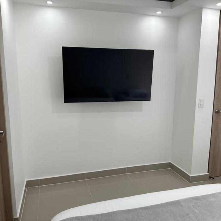 1002 - Apartamento en Palmetto exclusivo al norte - Three-Bedroom Apartment - 17