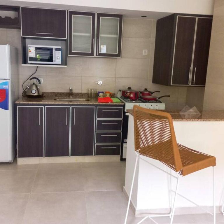Departamento de 2 amb. en Lomas Centro con terraza - Apartamento de 1 dormitorio - 1