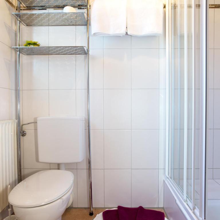 Gaestehaus Richter - Doppelzimmer mit Balkon - 2
