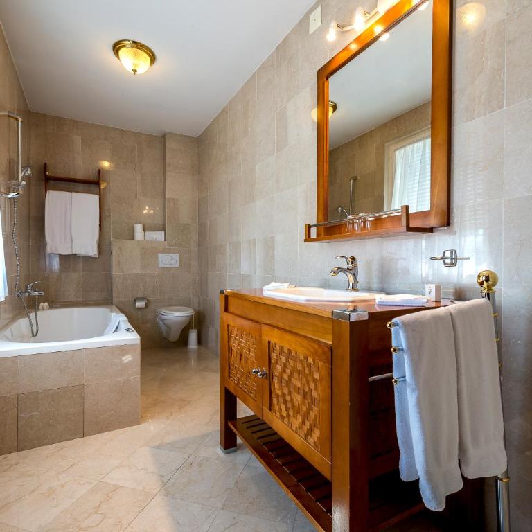 Hotel Century - Suite Junior - 6