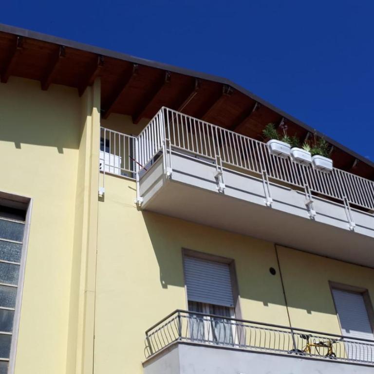 CASA MIRO' vicinissima al mare e parcheggio privato gratuito se disponibile - Two-Bedroom Apartment - 38