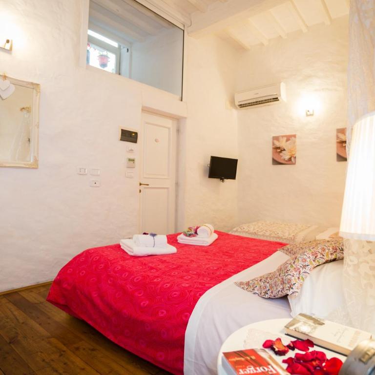 Antiche Mura - Camera Tripla con Bagno Privato - 4