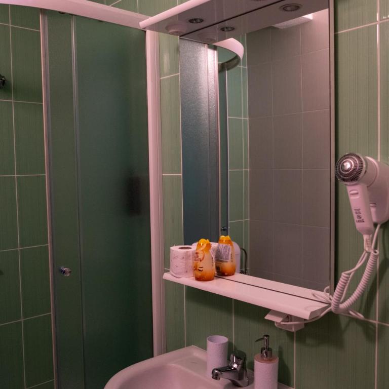 Villa Mir - Deluxe Double or Twin Room with Balcony - 32