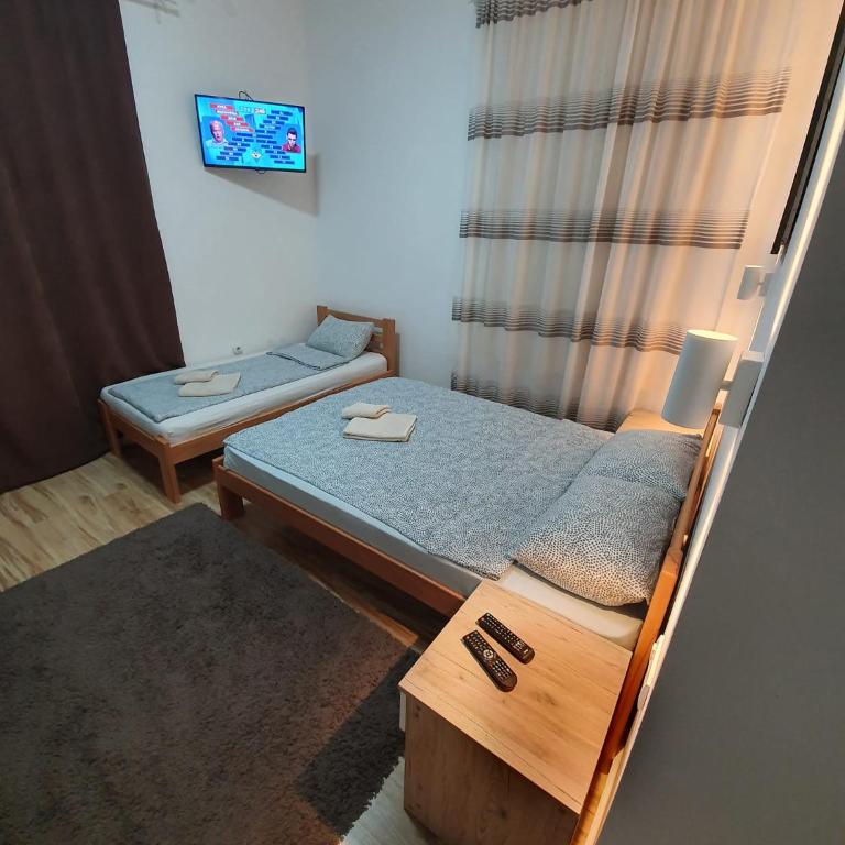 STUDIO VIK - Triple Room with Balcony - 4