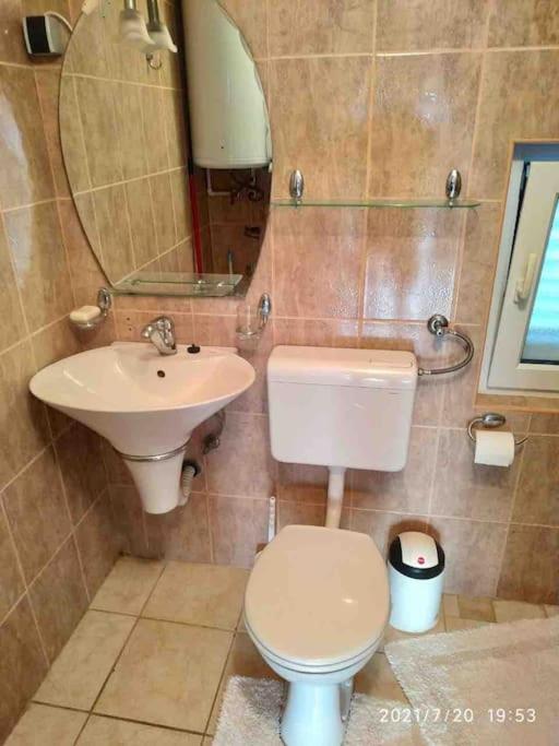 Magnificent View Apartment - One-Bedroom Apartment - 35