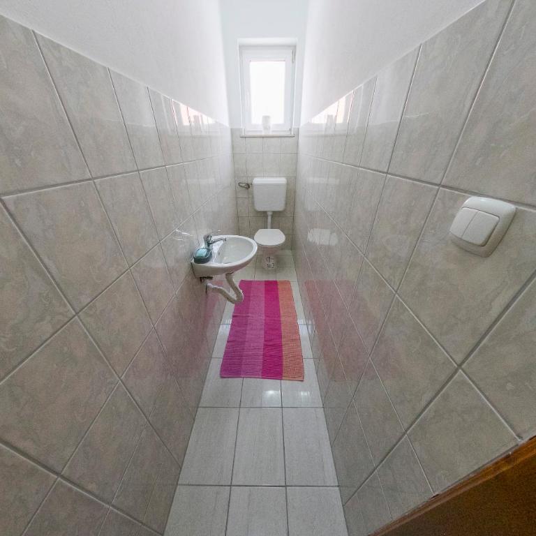 APARTMAN NAAJ - Two-Bedroom Apartment - 16