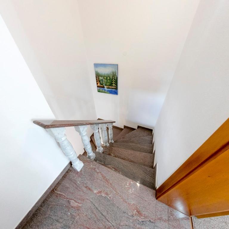APARTMAN NAAJ - Two-Bedroom Apartment - 24