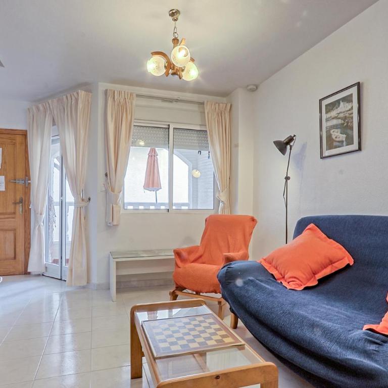 Cozy Home In Gran Alacant With Kitchen - Three-Bedroom Vacation Home - 4