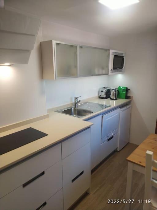 Estudio Maria de Waard - Studio Apartment - 6