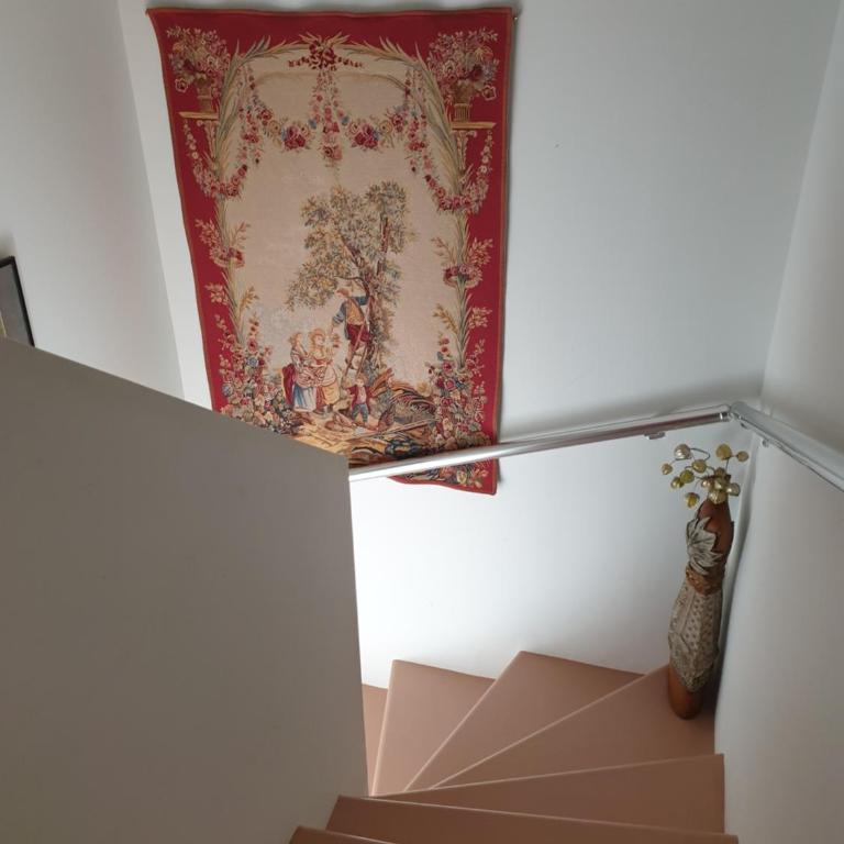 Le Clos Nicol - One-Bedroom Apartment - 2