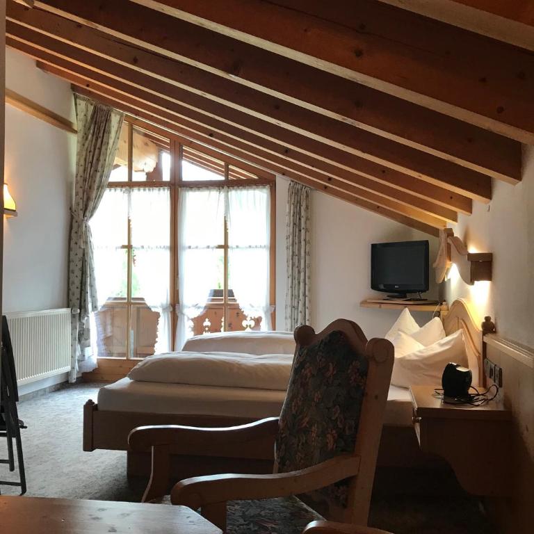 Gästehaus Schwarzlofer - Classic Vierbettzimmer - 22
