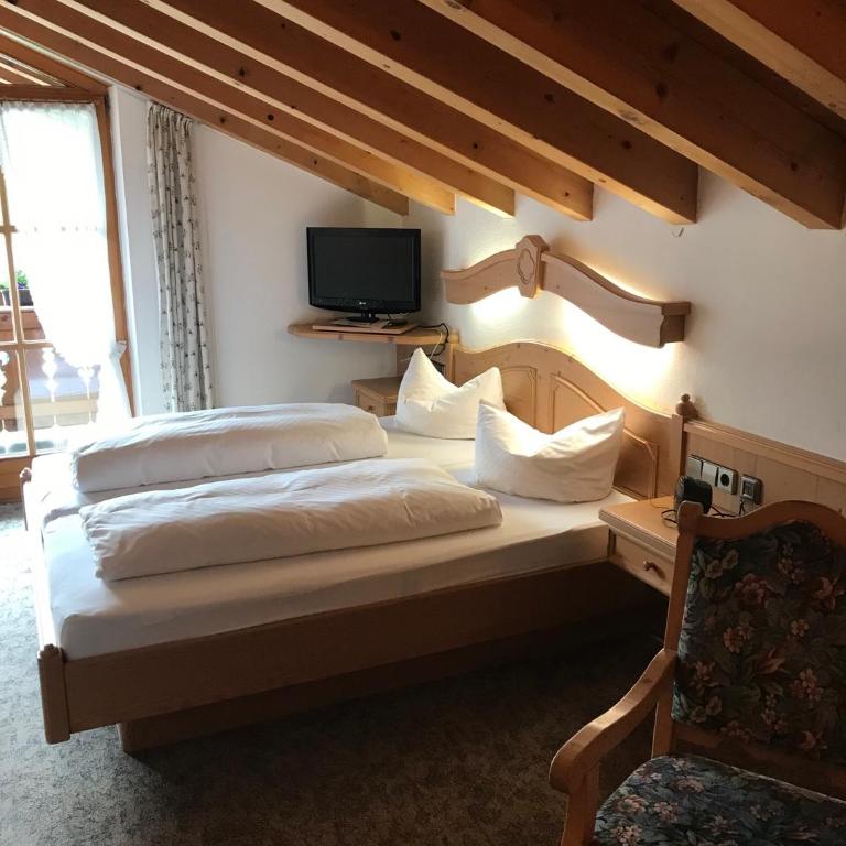Gästehaus Schwarzlofer - Classic Vierbettzimmer - 21
