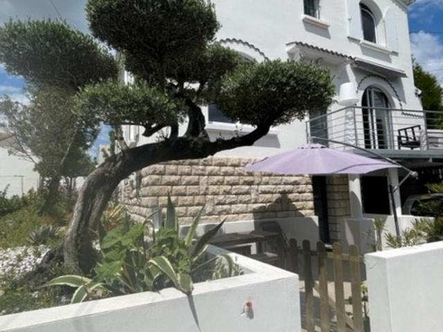 Chambres d'Hôtes LA PASTOURELLE Royan centre - Deluxe Double Room with Bath - 10