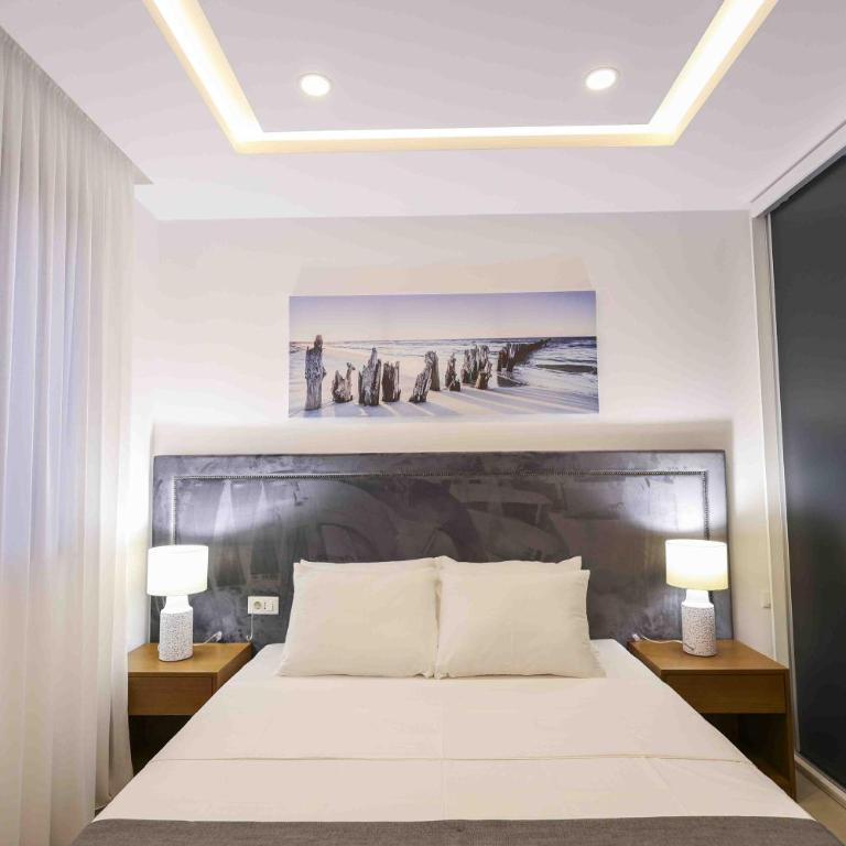 Bellezza Resort & SPA - Deluxe Two Bedroom Apartment with Balcony and Sea View (4 Adults) - 1