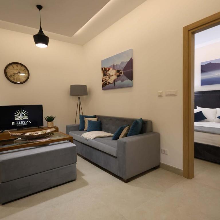 Bellezza Resort & SPA - One Bedroom Apartment with Balcony and Partial Sea View (2+2) - 1